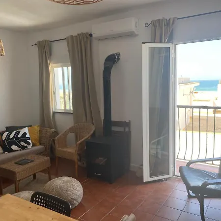 Casa Martin Calle Cadiz, Vivienda Frente Al Mar En La Calle Cadiz En Conil Apartment