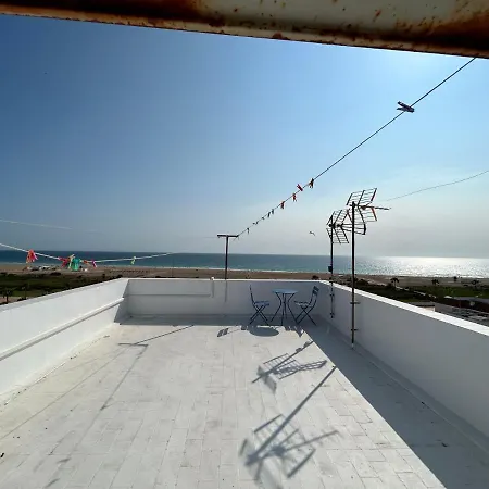 Casa Martin Calle Cadiz, Vivienda Frente Al Mar En La Calle Cadiz En Conil Conil De La Frontera