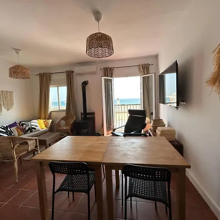 Apartment Casa Martin Calle Cadiz, Vivienda Frente Al Mar En La Calle Cadiz En Conil *
