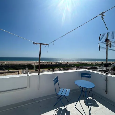 Casa Martin Calle Cadiz, Vivienda Frente Al Mar En La Calle Cadiz En Conil